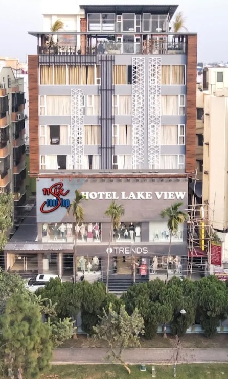 Hotel Lake View
