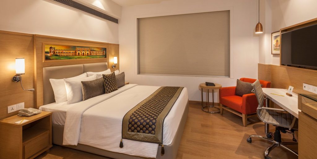 lemon-tree-hotel-lucknow (2)